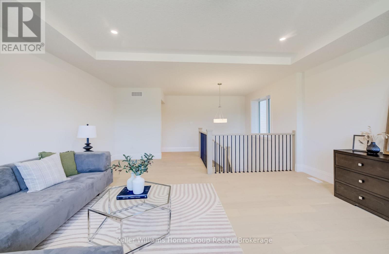 31 NICHOLAS WAY - 22