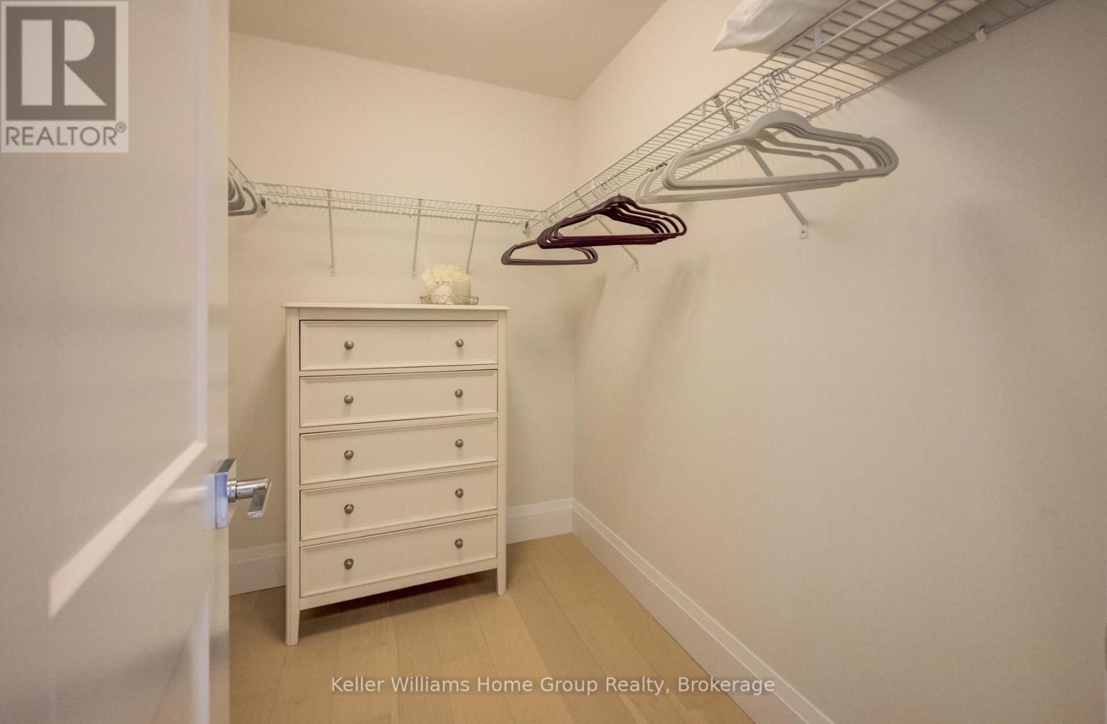 31 NICHOLAS WAY - 30