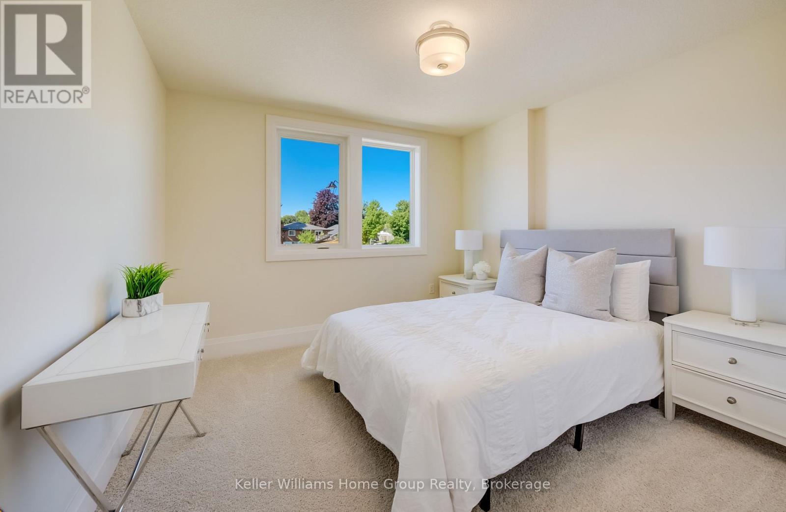 31 NICHOLAS WAY - 31