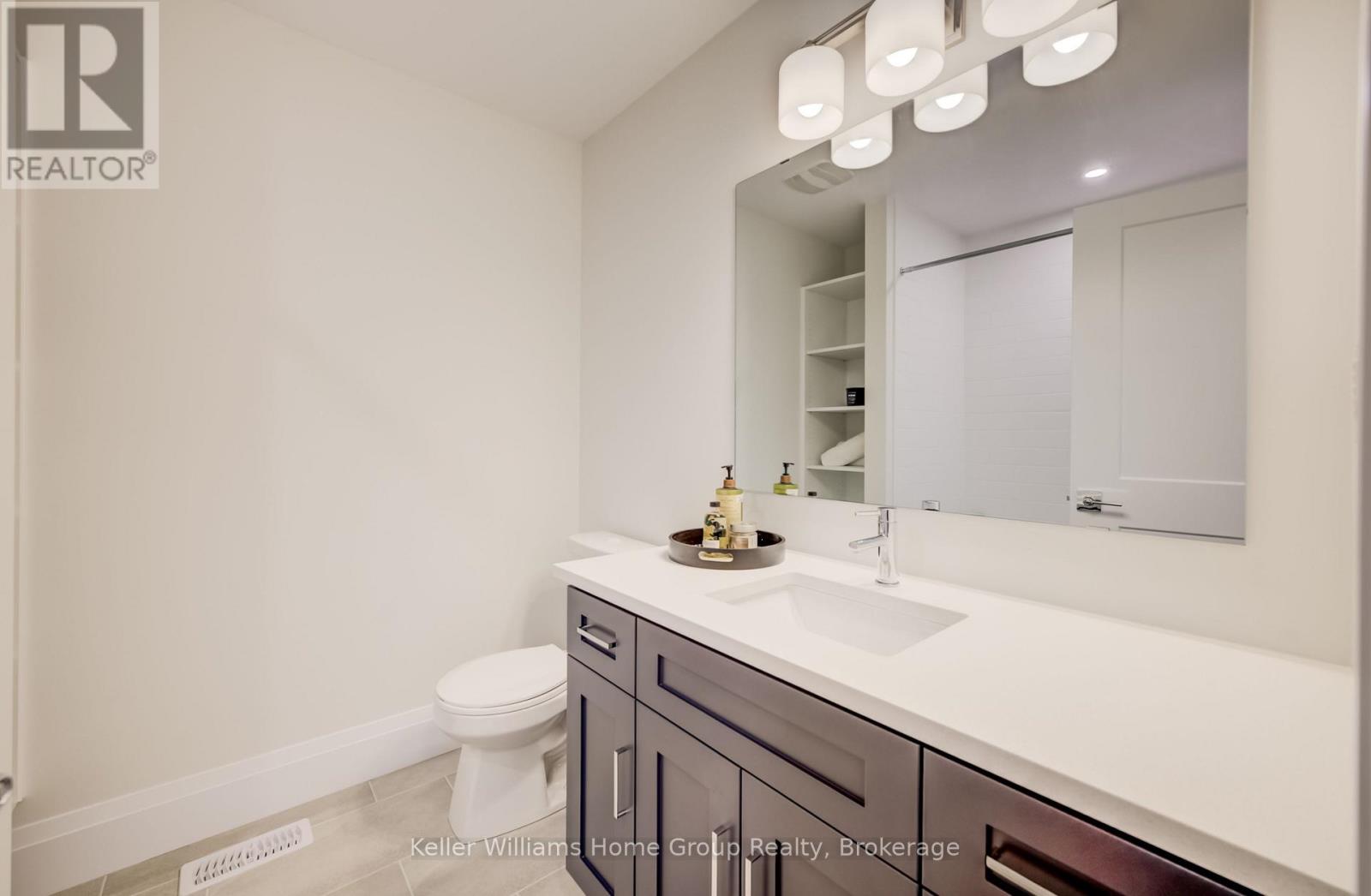 31 NICHOLAS WAY - 33