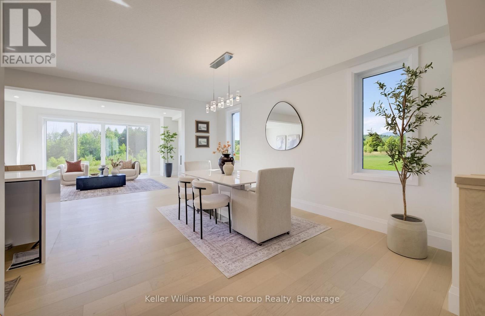 31 NICHOLAS WAY - 6