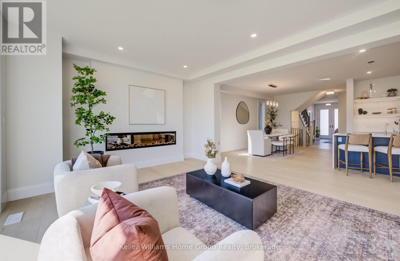 31 NICHOLAS WAY - 9