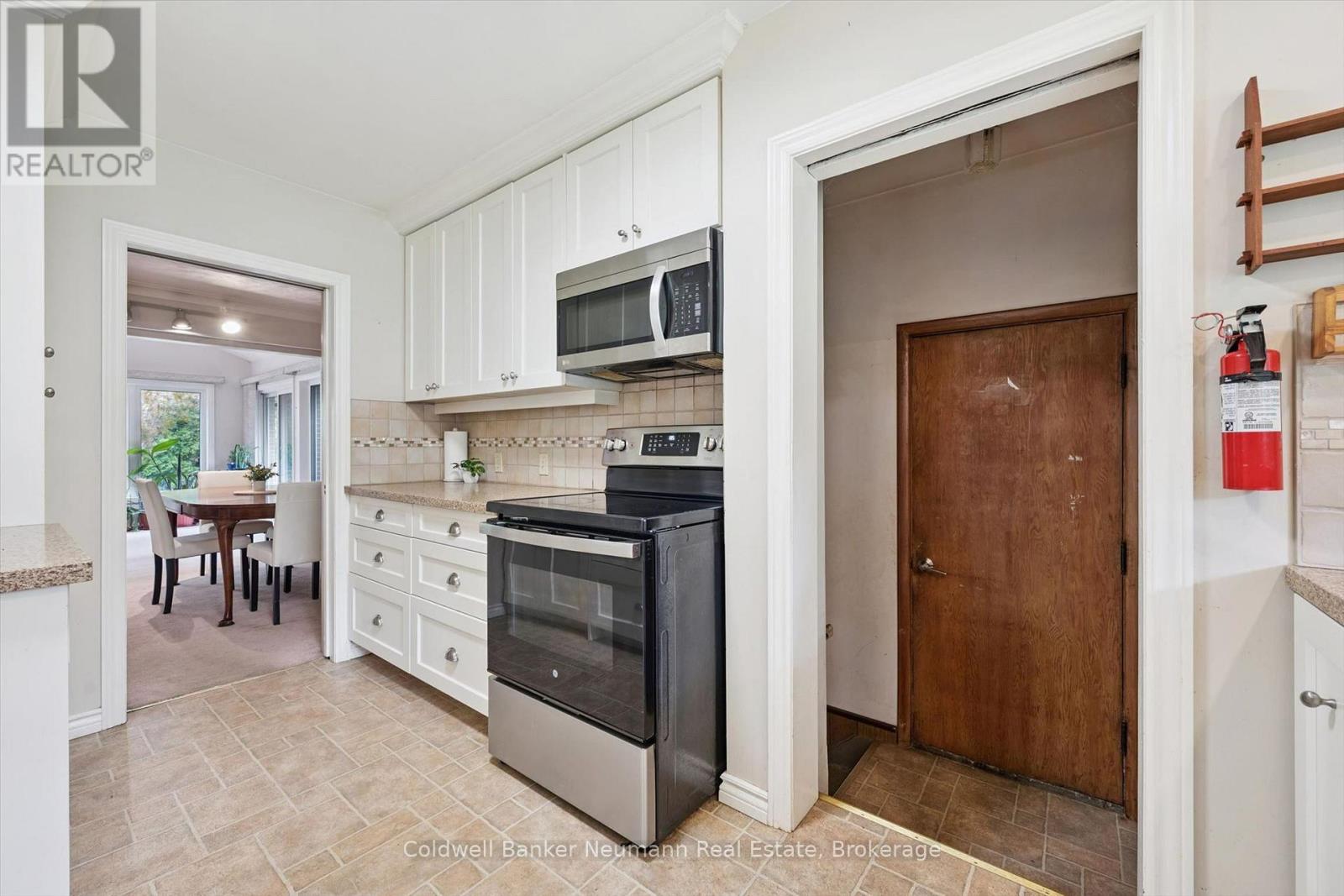45 DEAN AVENUE - 14