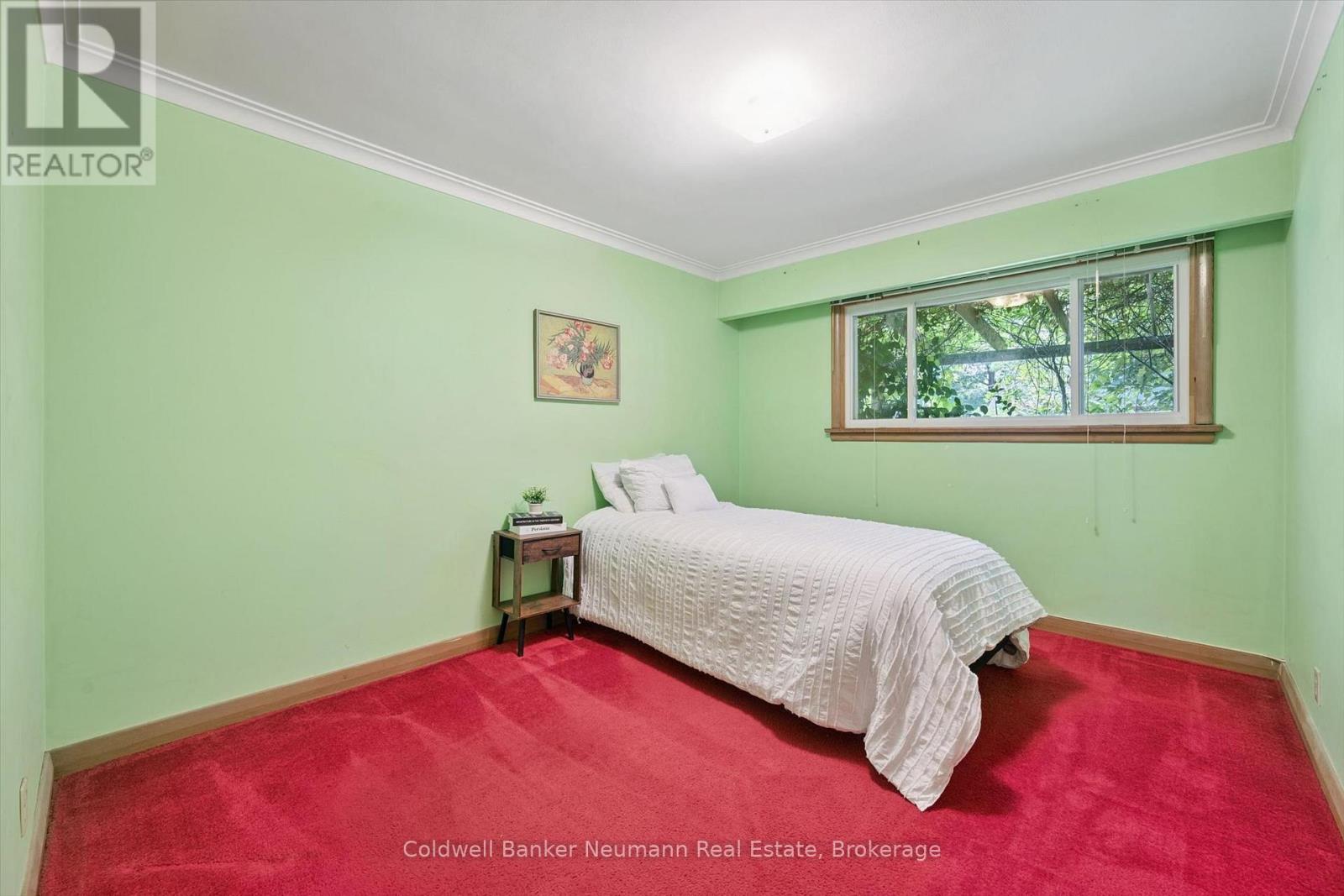 45 DEAN AVENUE - 16