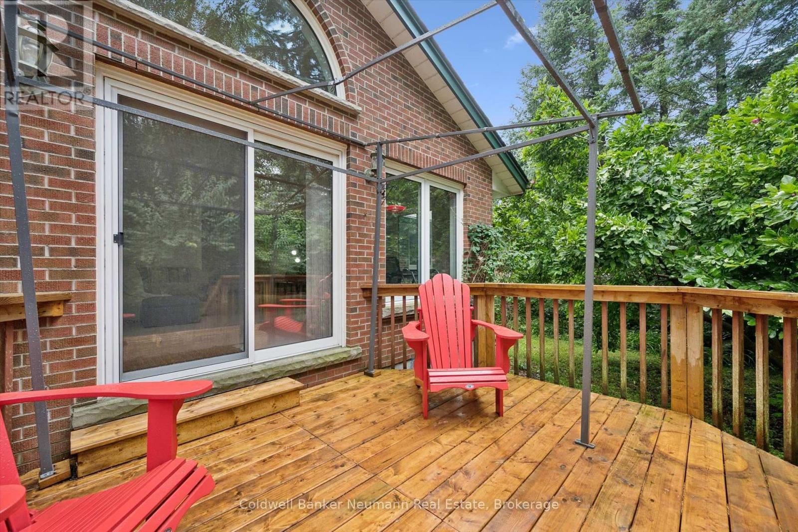 45 DEAN AVENUE - 27