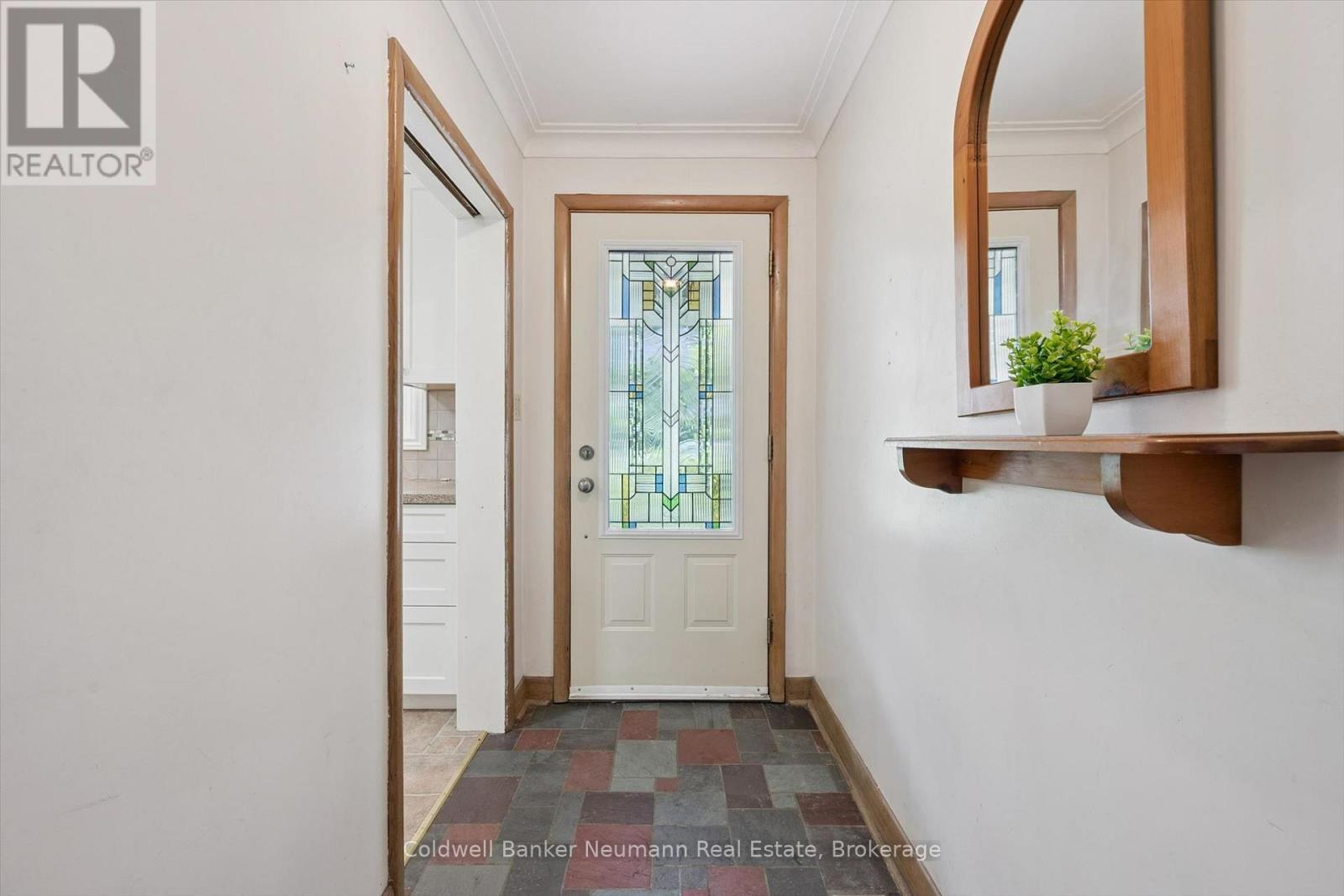 45 DEAN AVENUE - 4