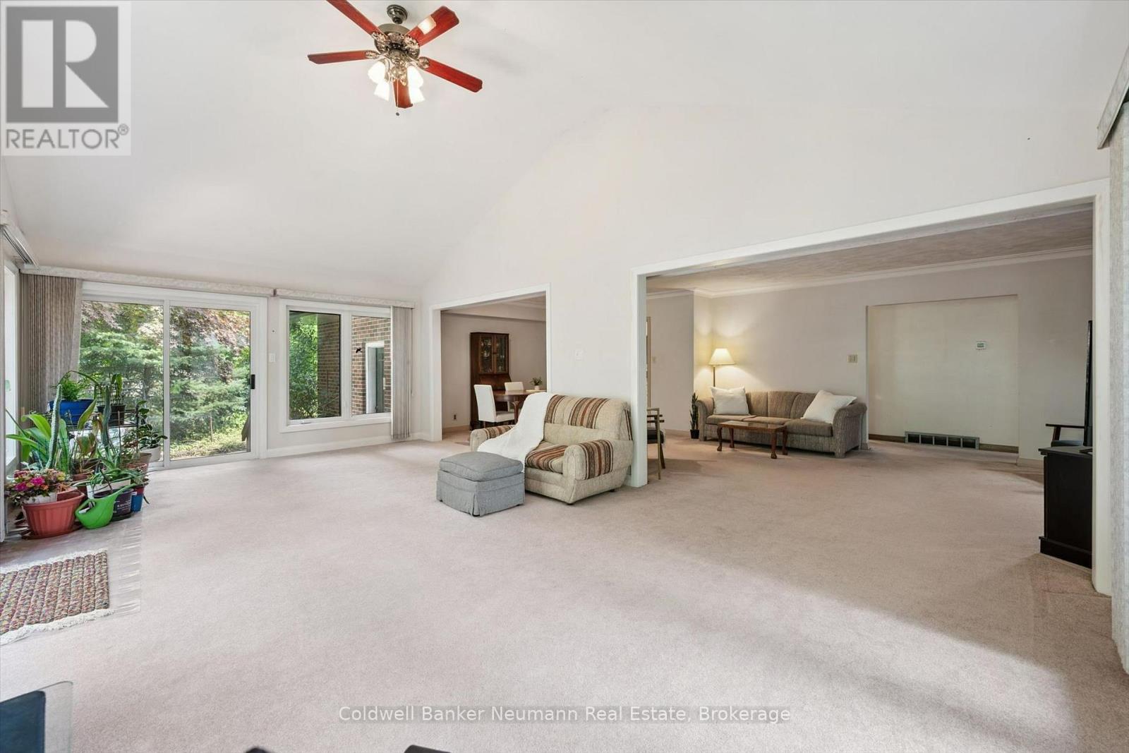 45 DEAN AVENUE - 9