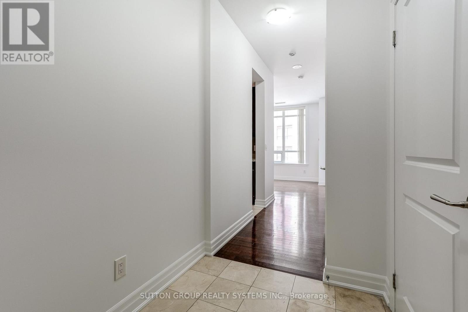 #408 15 REAN DRIVE - 6