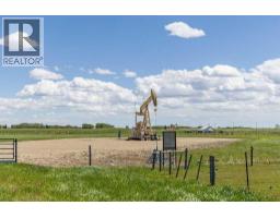 270012 Range Road 40, Rural Rocky View County, AB T4C3A2 Photo 12