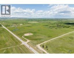 270012 Range Road 40, Rural Rocky View County, AB T4C3A2 Photo 9