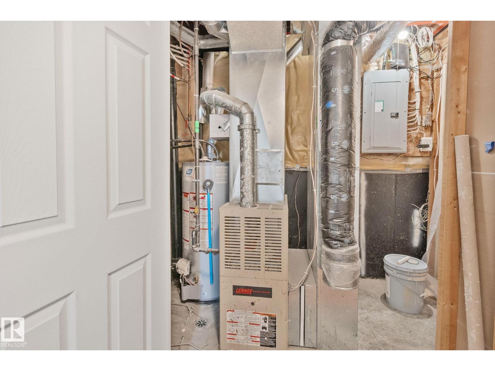 3769 21 ST NW - Image 29