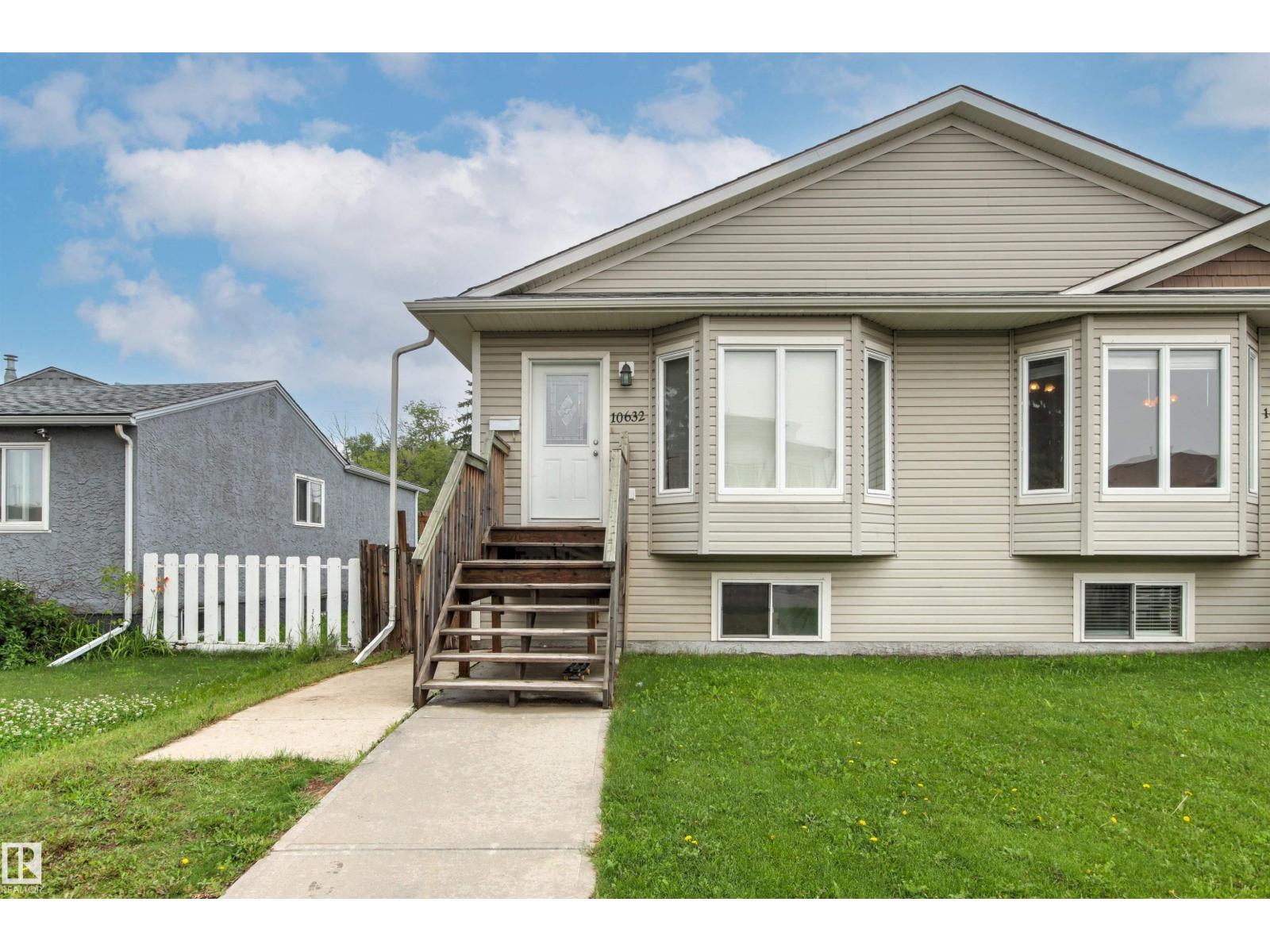 10632 155 ST NW - 2