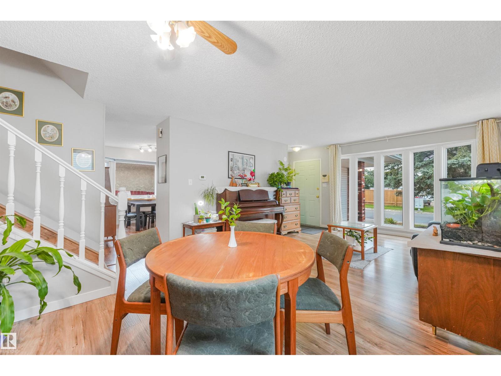 18611 57 AV NW - 13