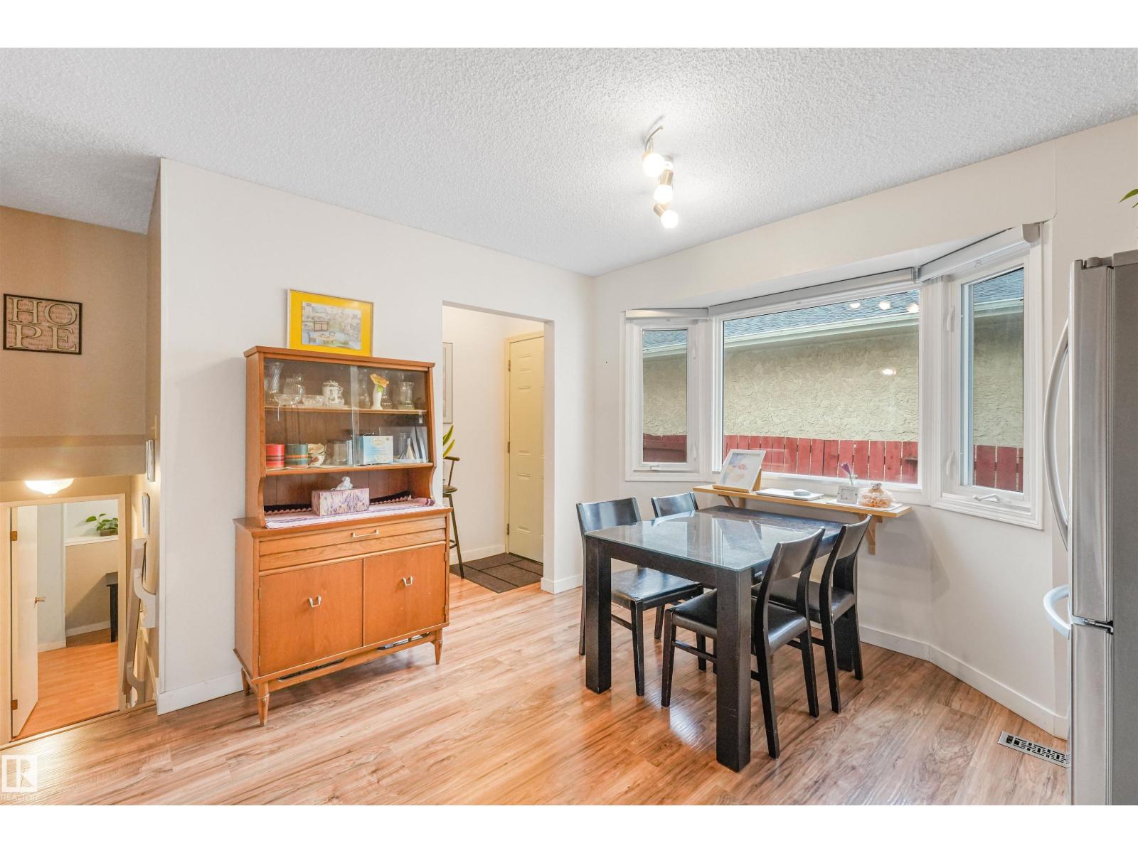 18611 57 AV NW - 20