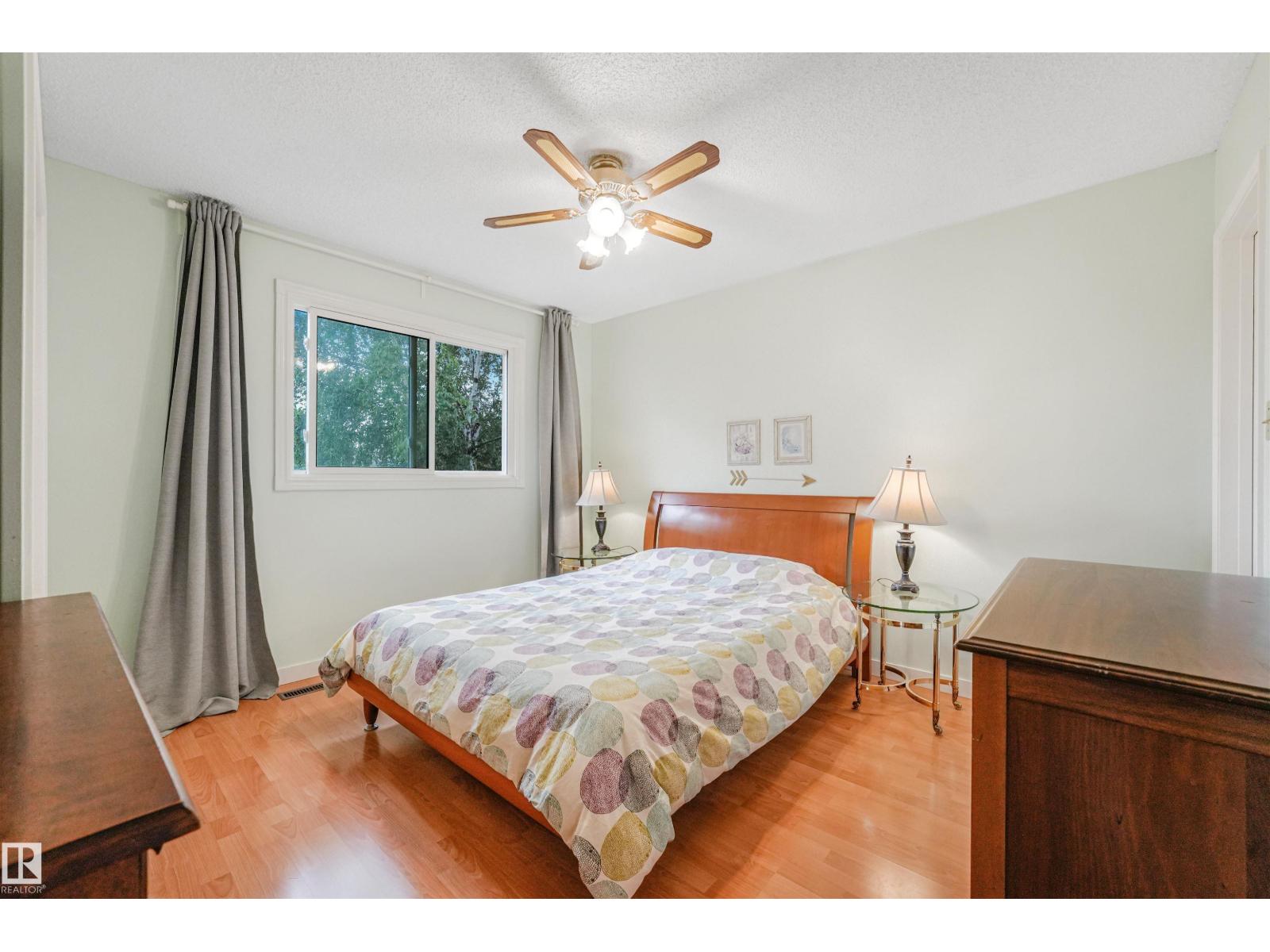 18611 57 AV NW - 27
