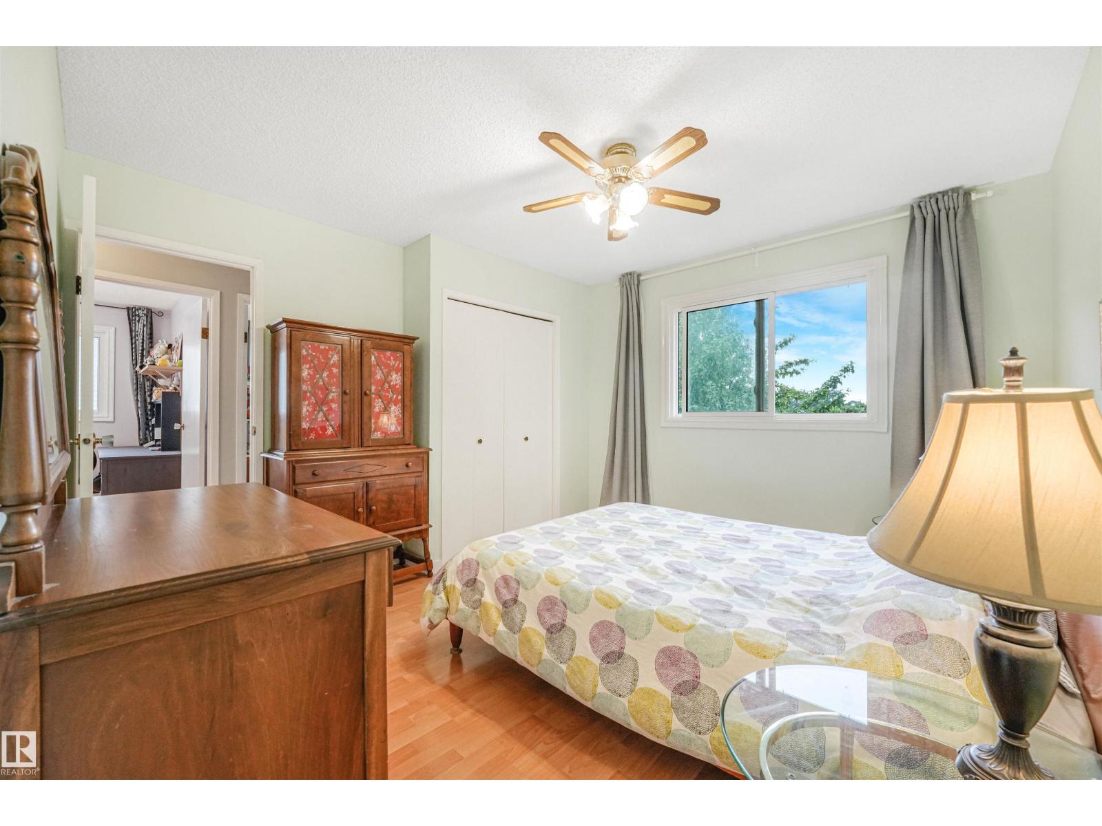 18611 57 AV NW - 28