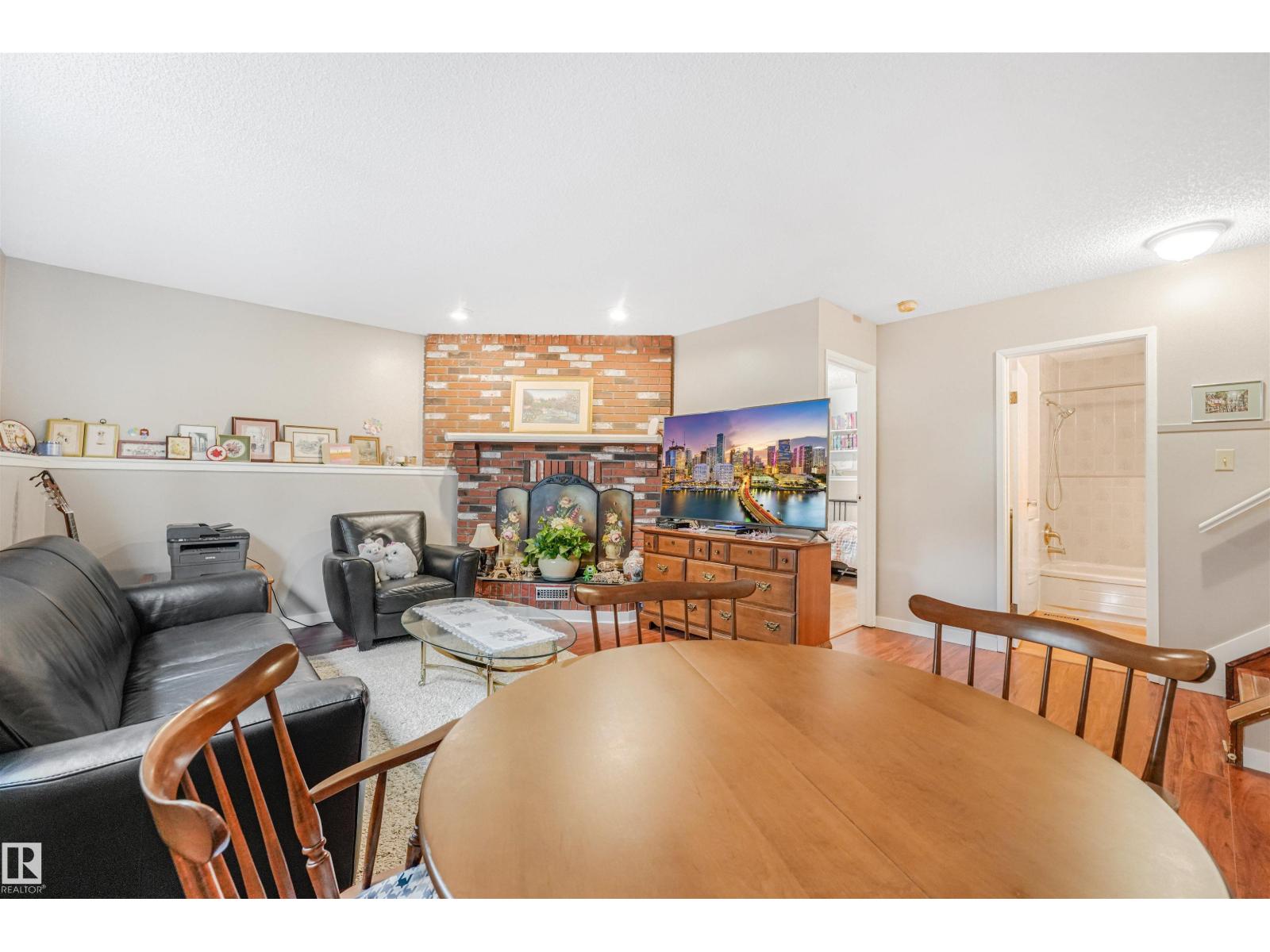 18611 57 AV NW - 36