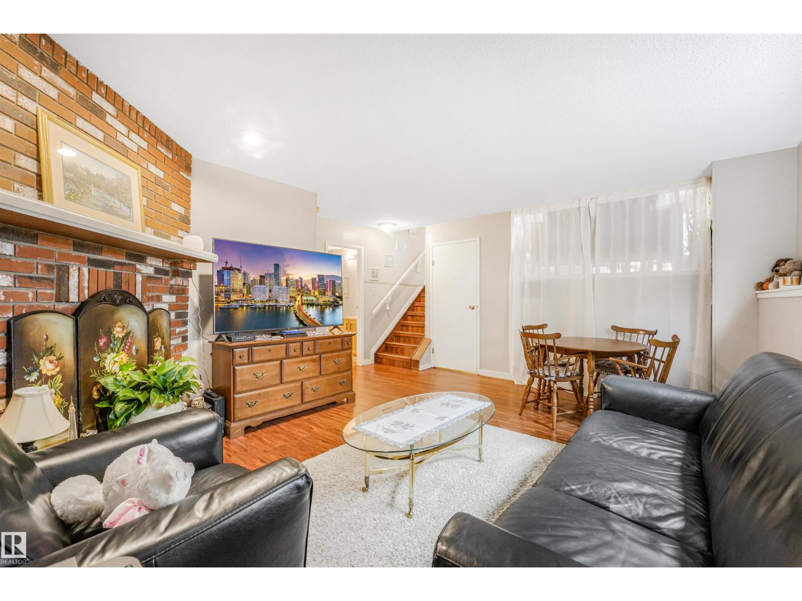 18611 57 AV NW - 38