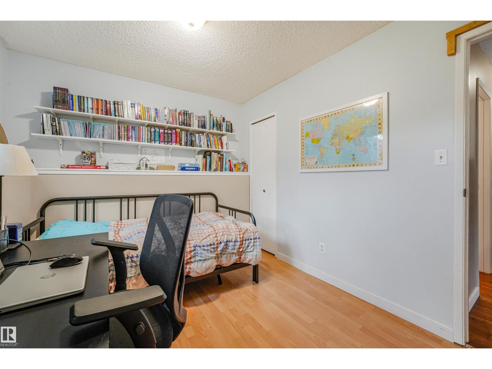 18611 57 AV NW - 42