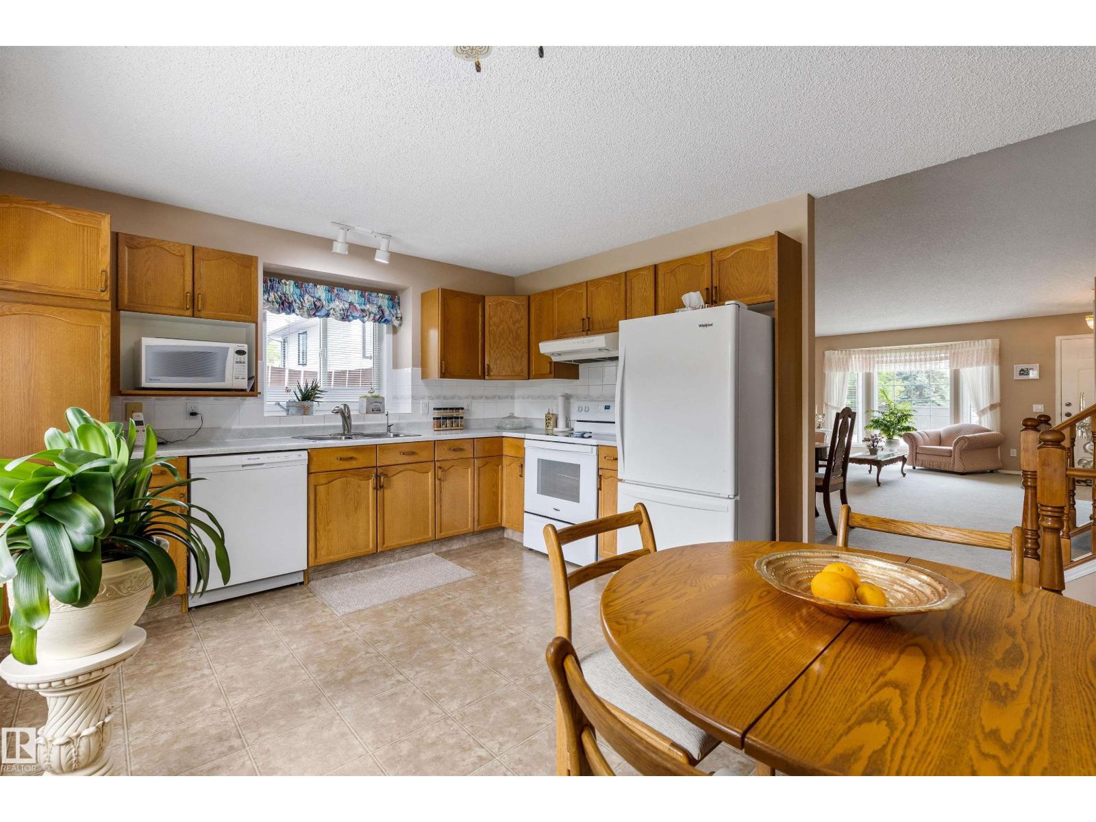 2 DUNVEGAN CT - Image 14