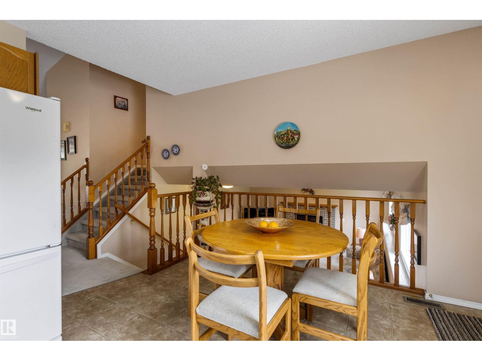 2 DUNVEGAN CT - Image 18