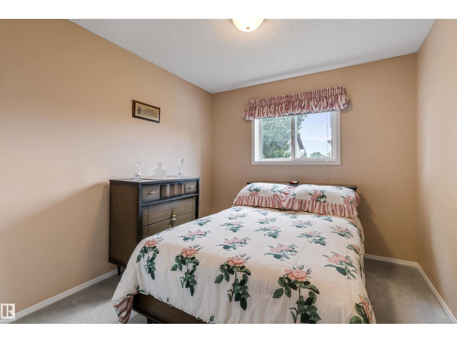 2 DUNVEGAN CT - Image 20