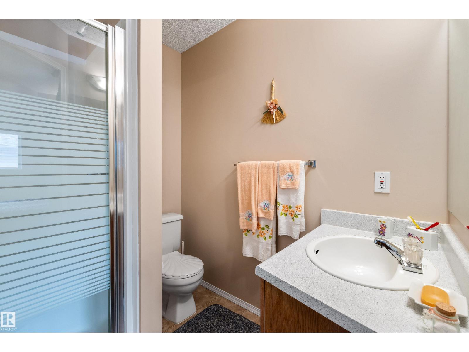 2 DUNVEGAN CT - 27