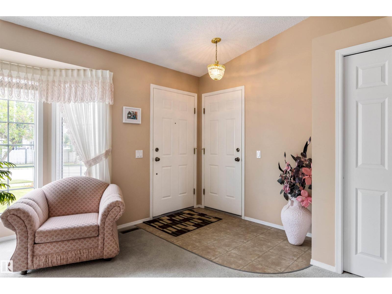 2 DUNVEGAN CT, Deer Ridge (St. Albert), St. Albert photo 3
