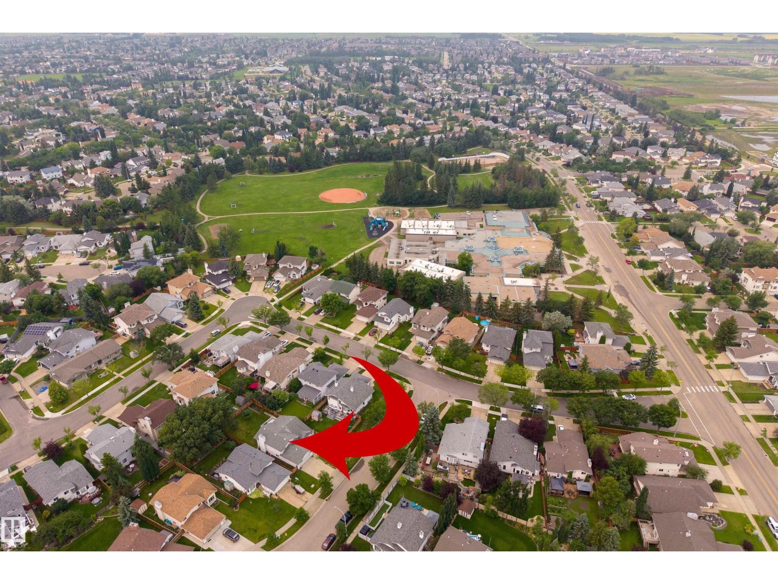 2 DUNVEGAN CT - 57