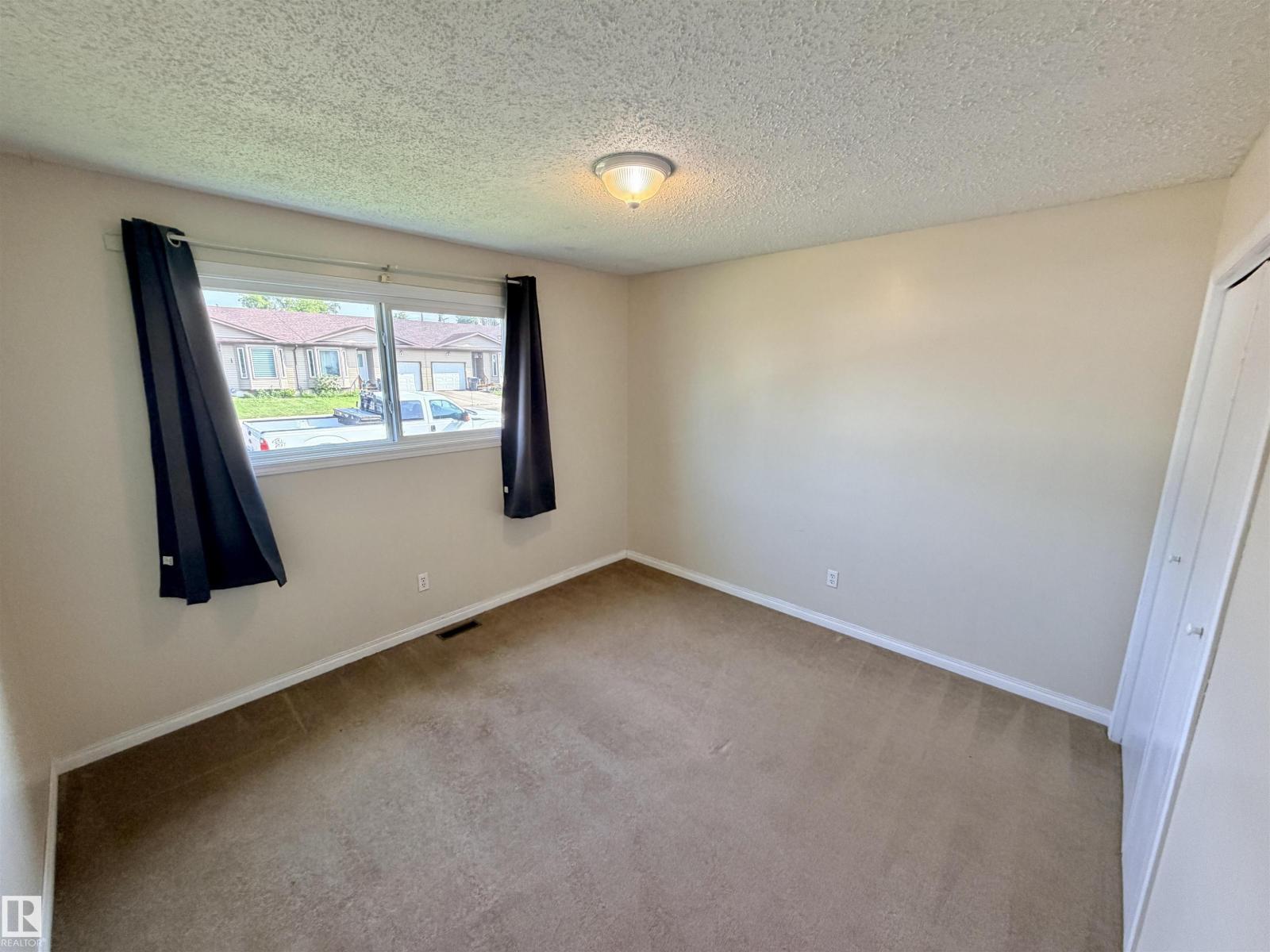5117 51 AV - Image 11