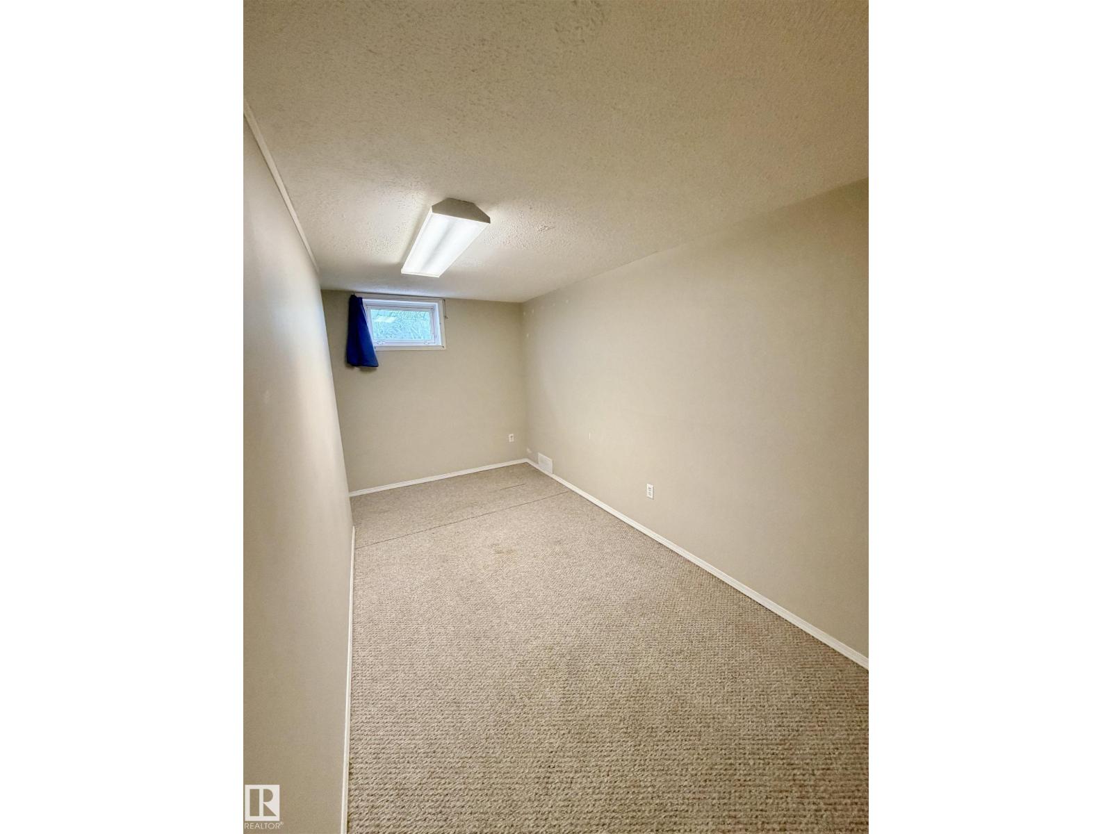 5117 51 AV - Image 19