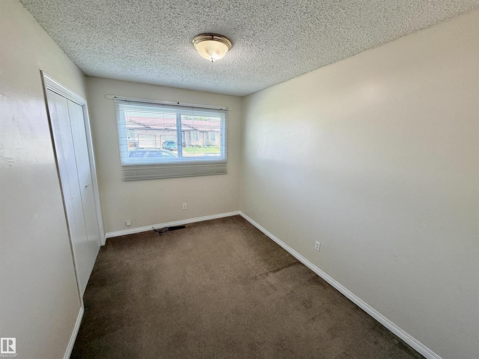 5117 51 AV - Image 8