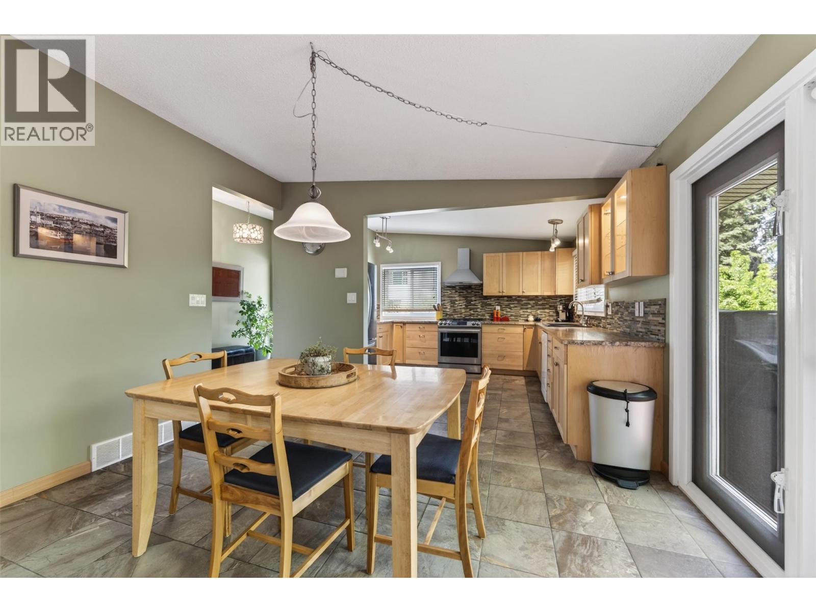 902 26th Street - 7