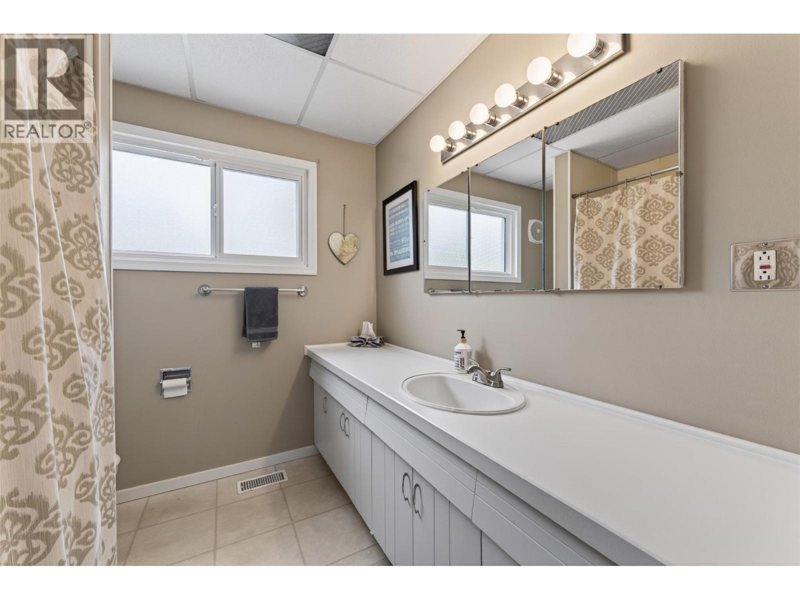 902 26th Street - 18