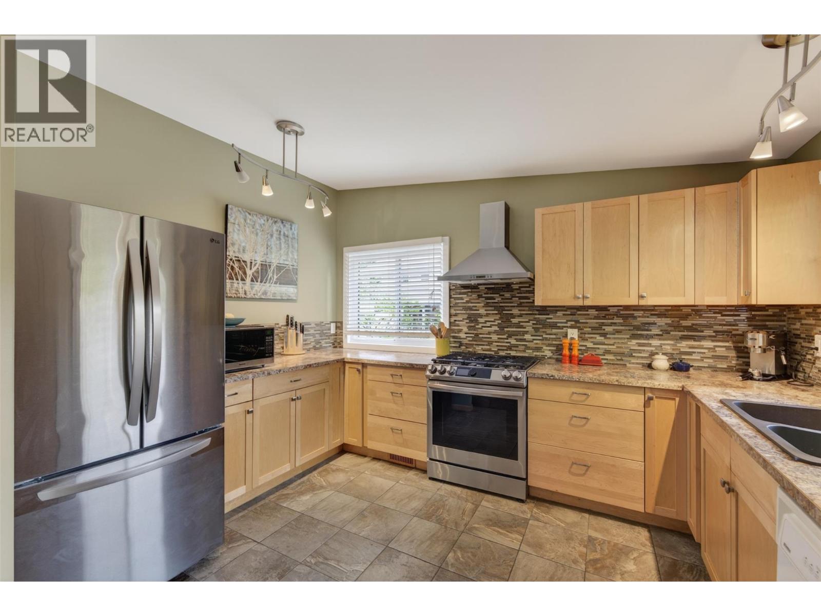 902 26th Street - 10