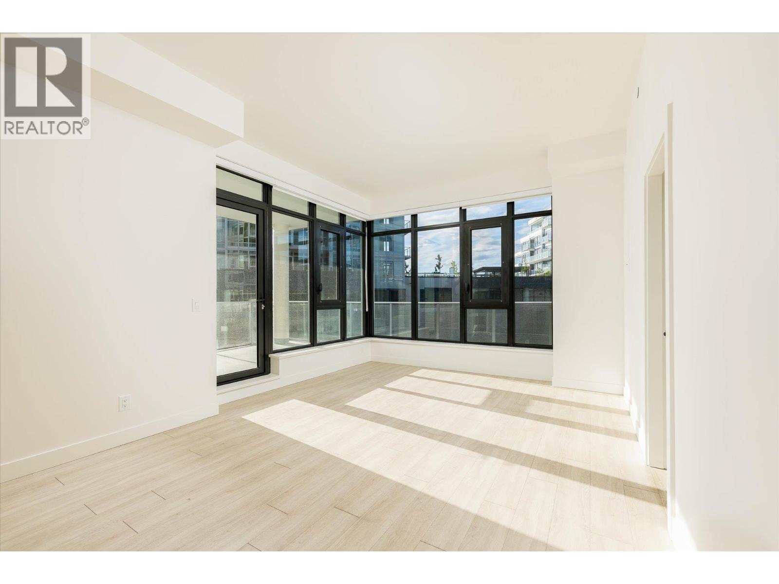 #408 3699 Capozzi Road - 13