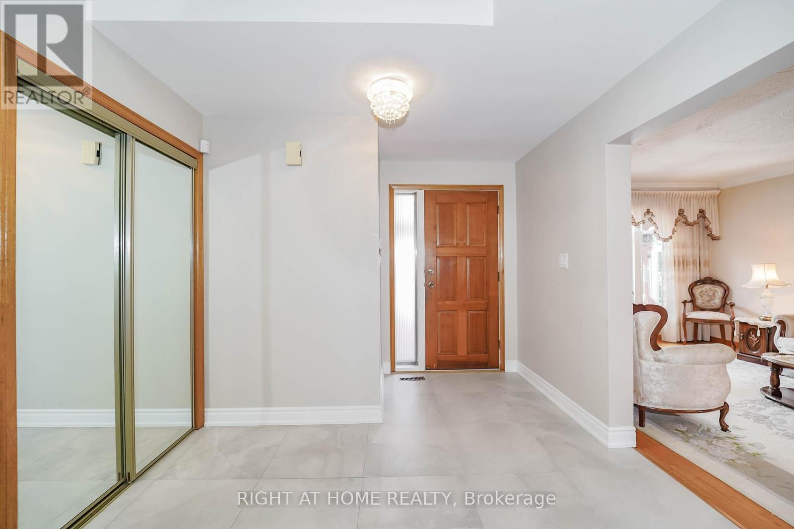 2 LAPWORTH CRESCENT - 5