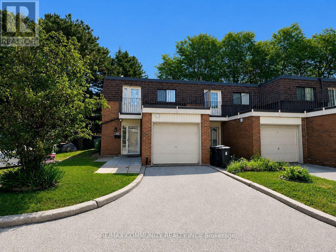 284 SPRUCEWOOD COURT - 1
