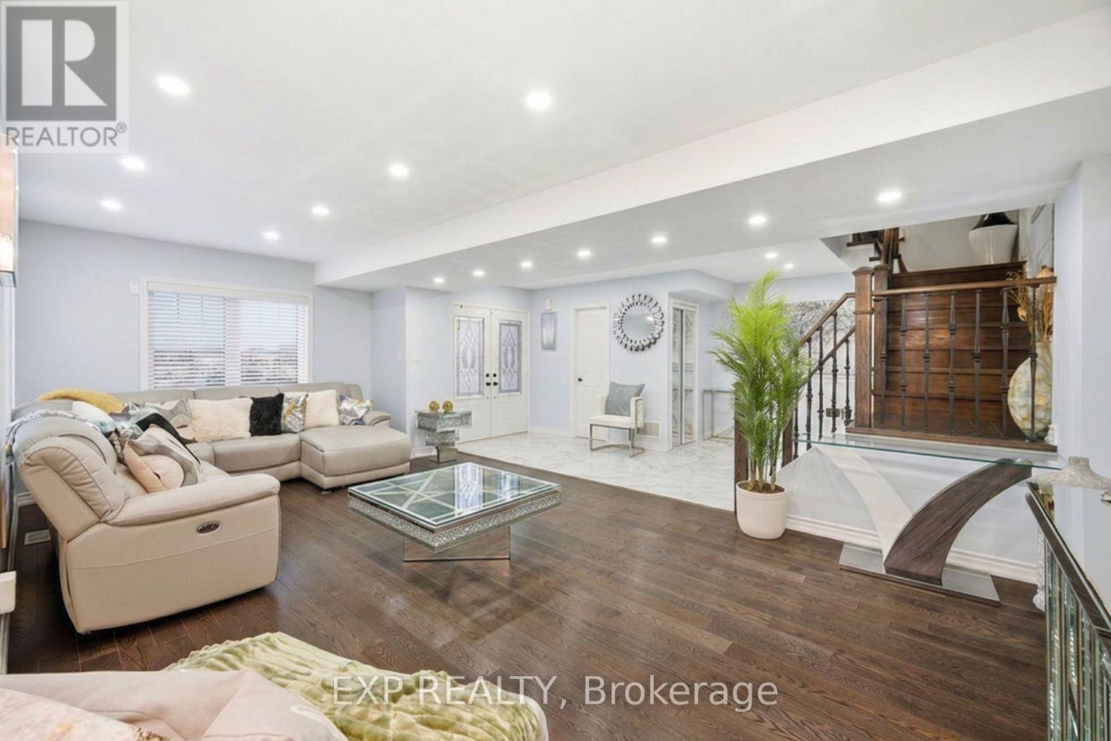 2 CAMILLERI ROAD - 9