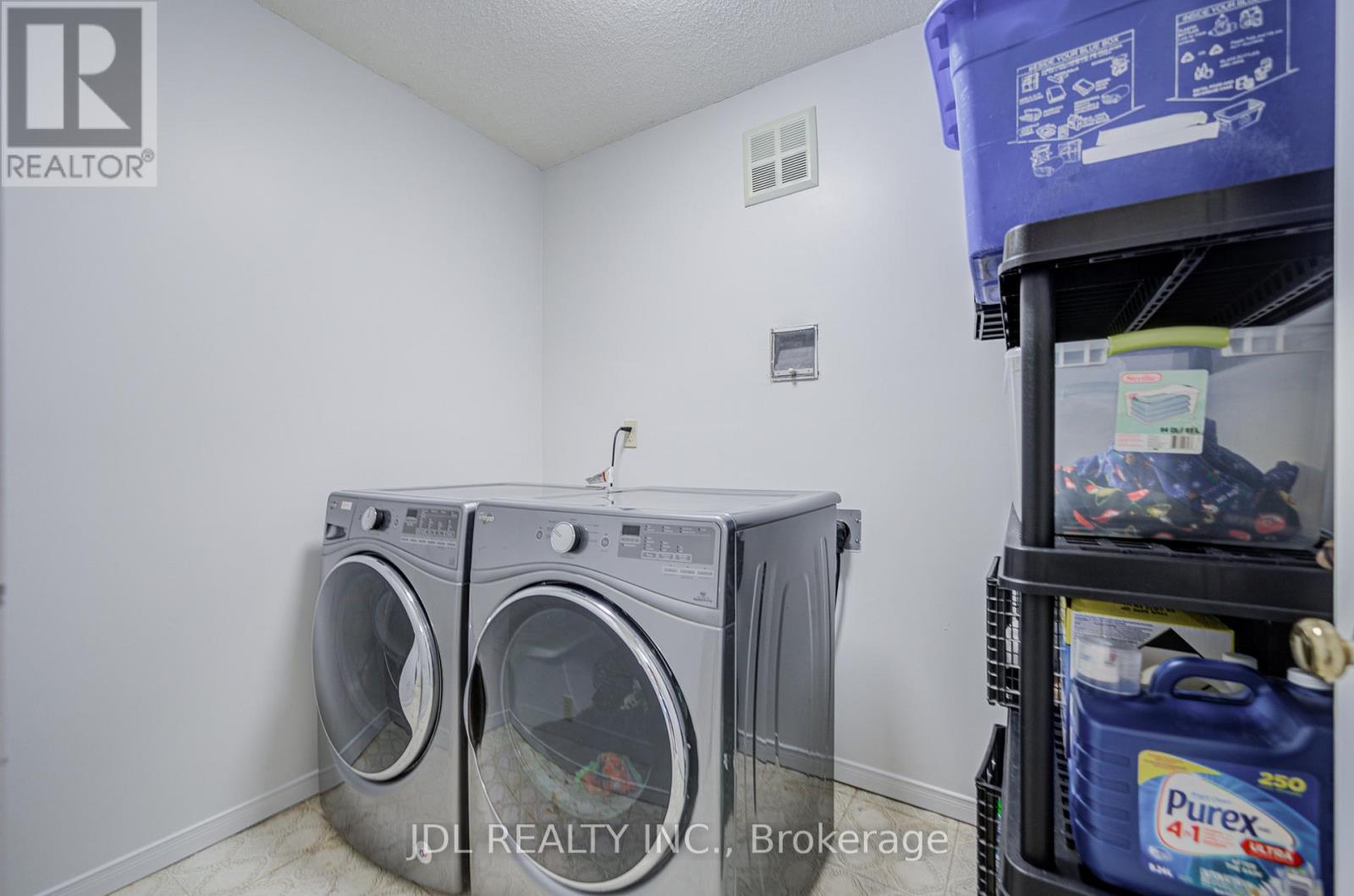 #1106 1 REIDMOUNT AVENUE - 36
