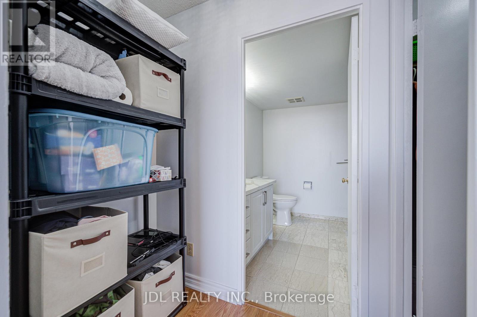 #1106 1 REIDMOUNT AVENUE - 46