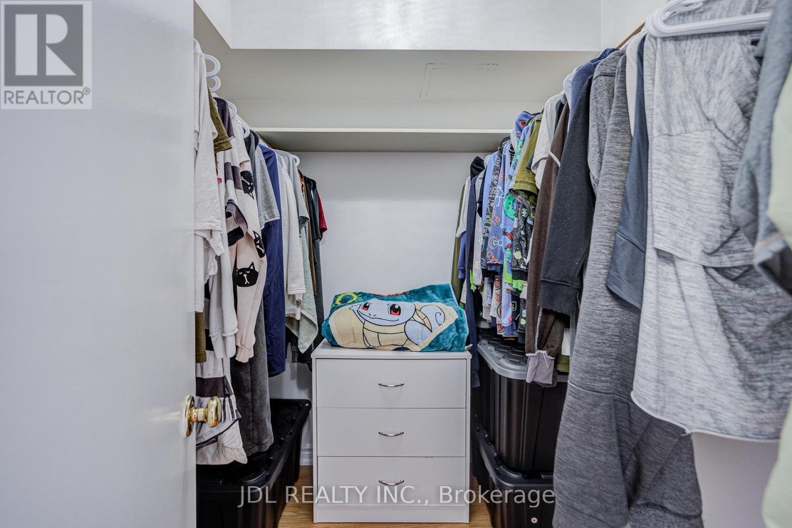 #1106 1 REIDMOUNT AVENUE - 47