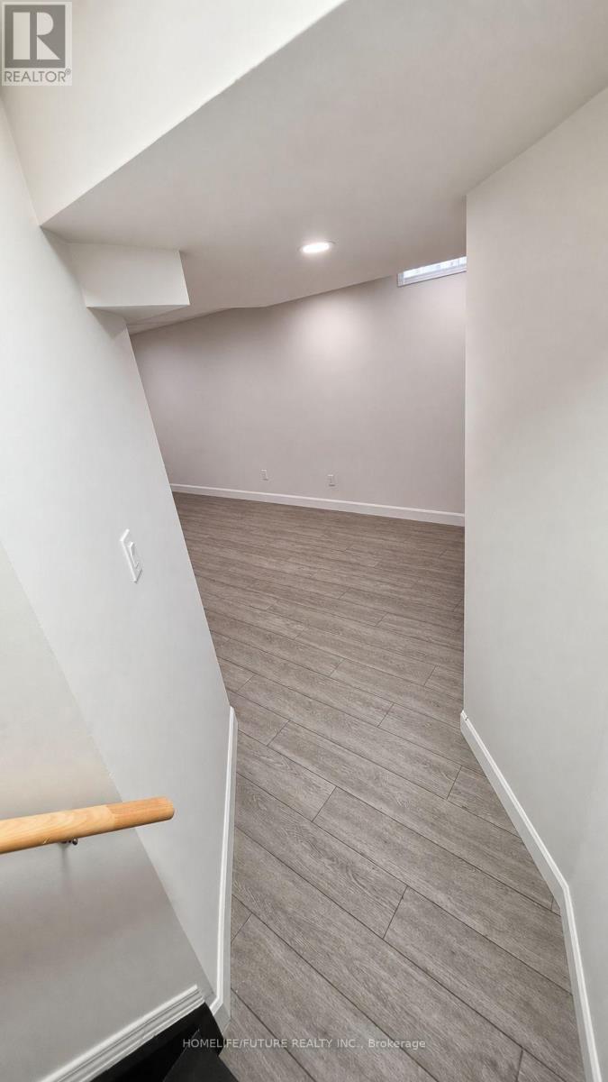 98 GUILDWOOD DRIVE - 13