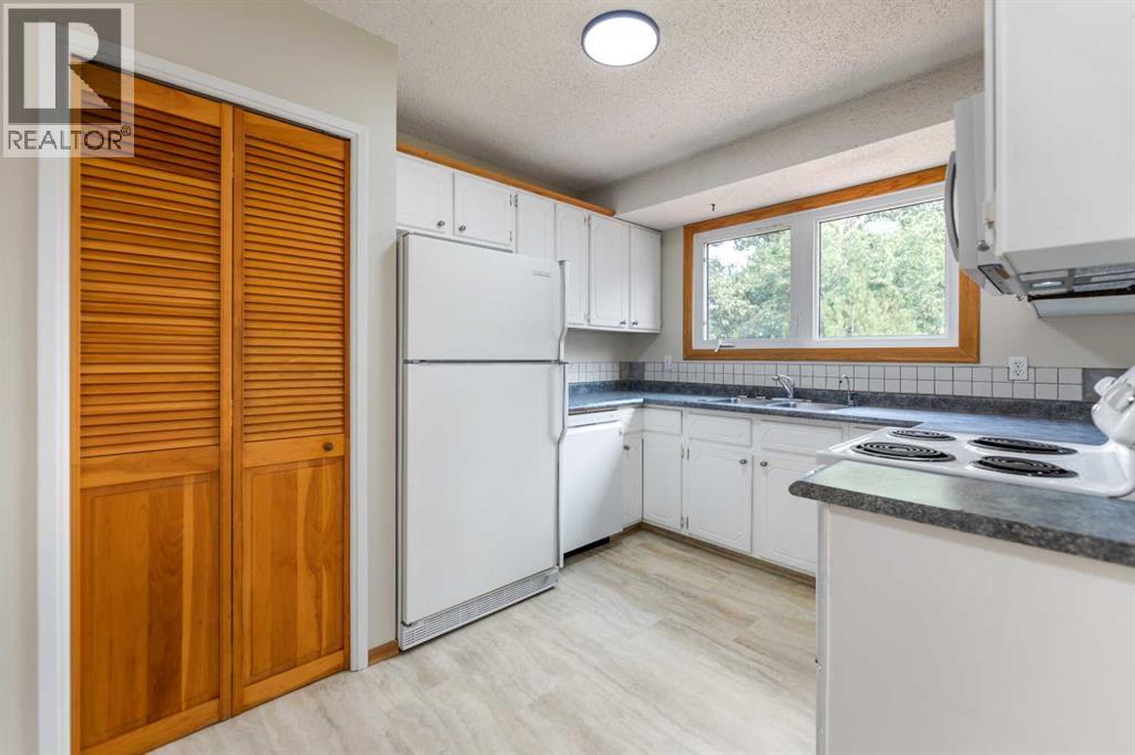 14695 Deer Ridge Drive SE - 15