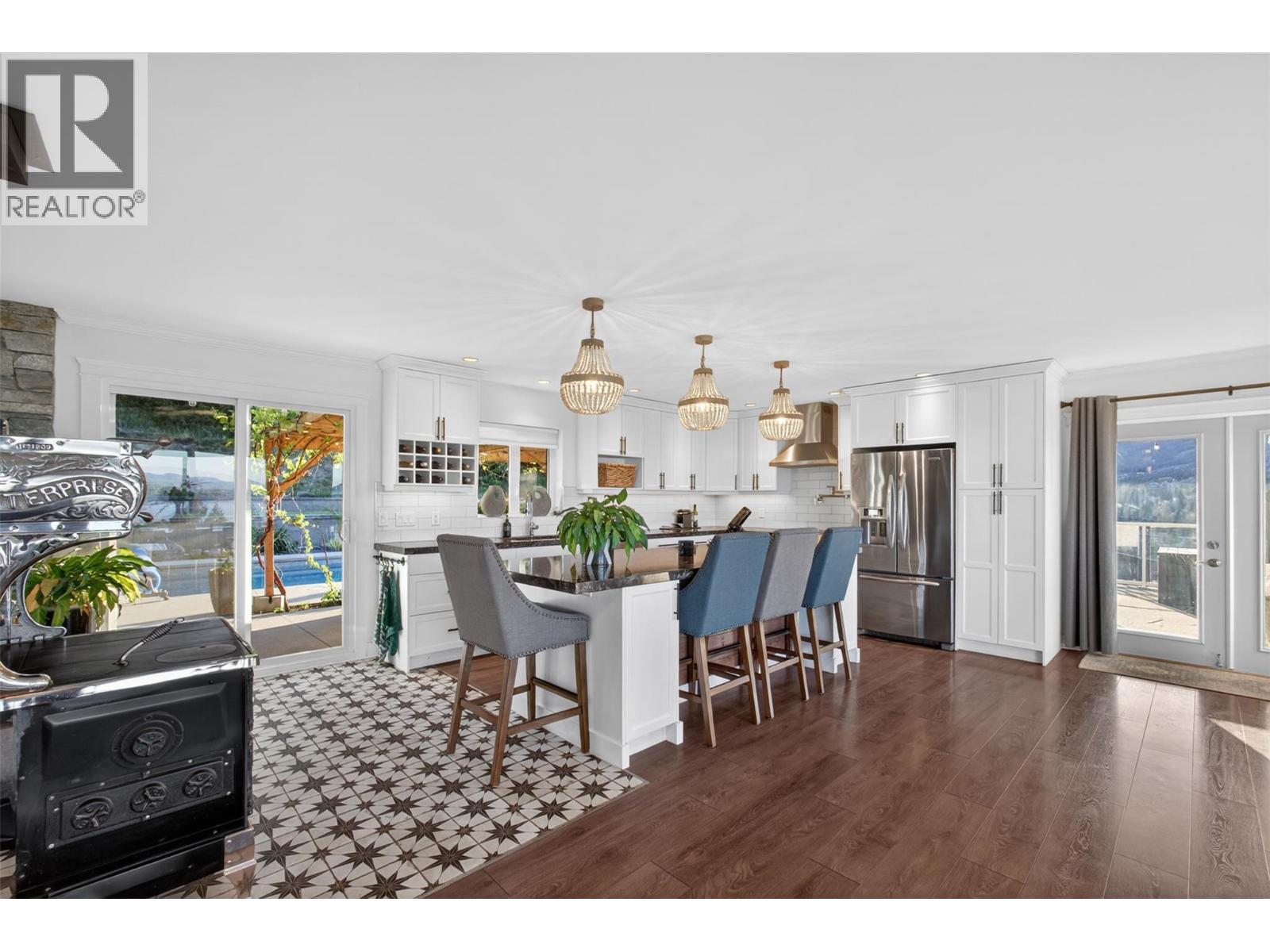 2351 Boucherie Road - 6