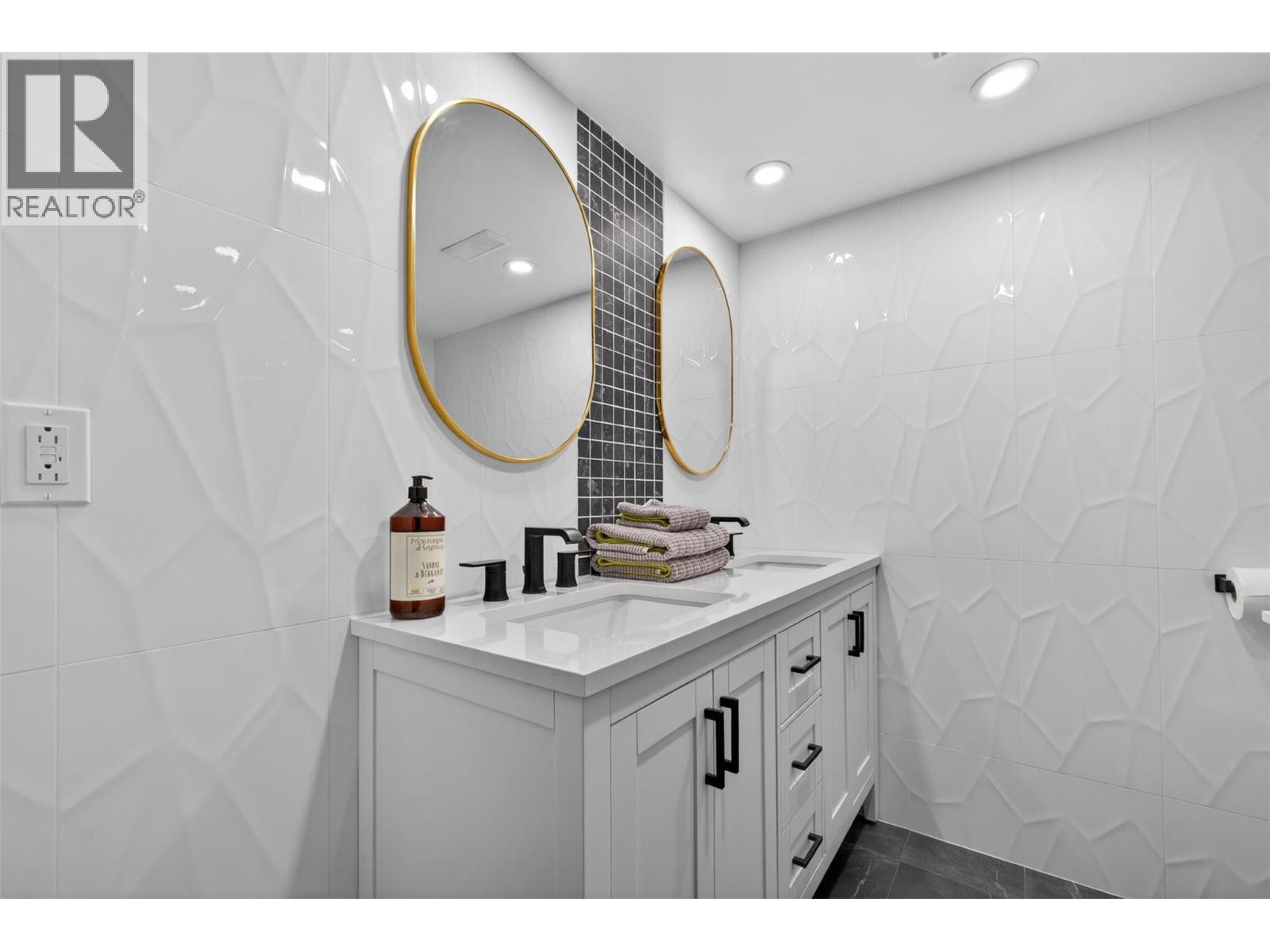2351 Boucherie Road - 44