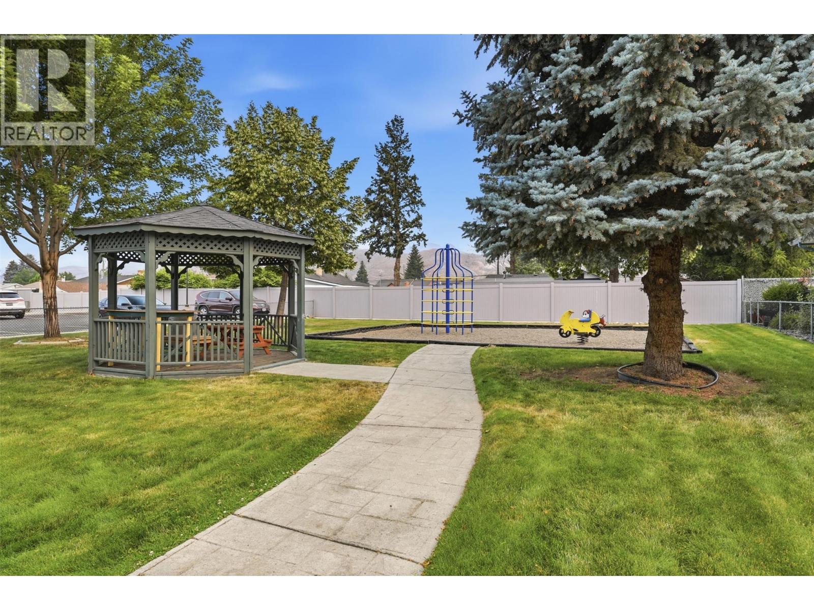 #16 1836 Greenfield Avenue - 50