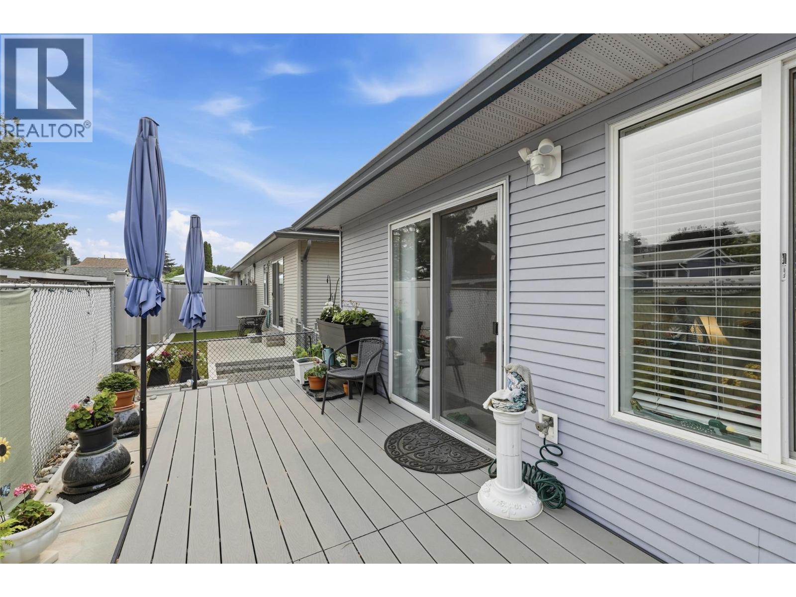 #16 1836 Greenfield Avenue - 17