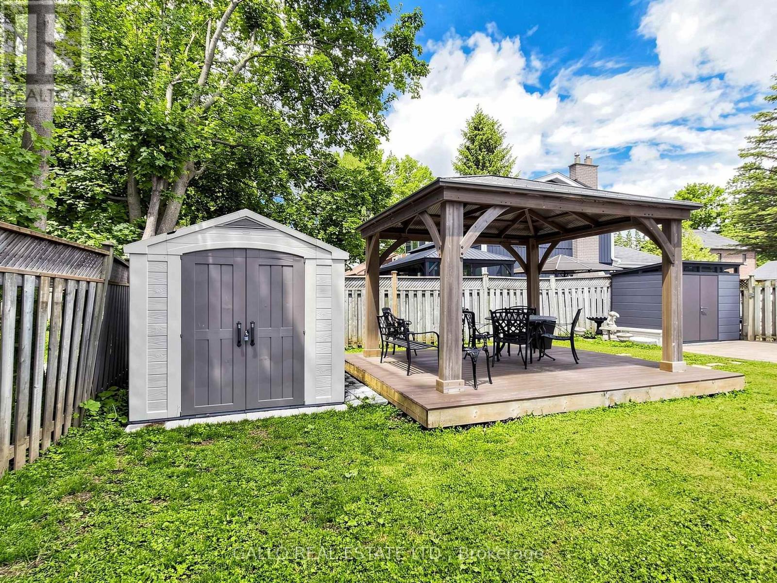 36 ELMVALE BOULEVARD - 27