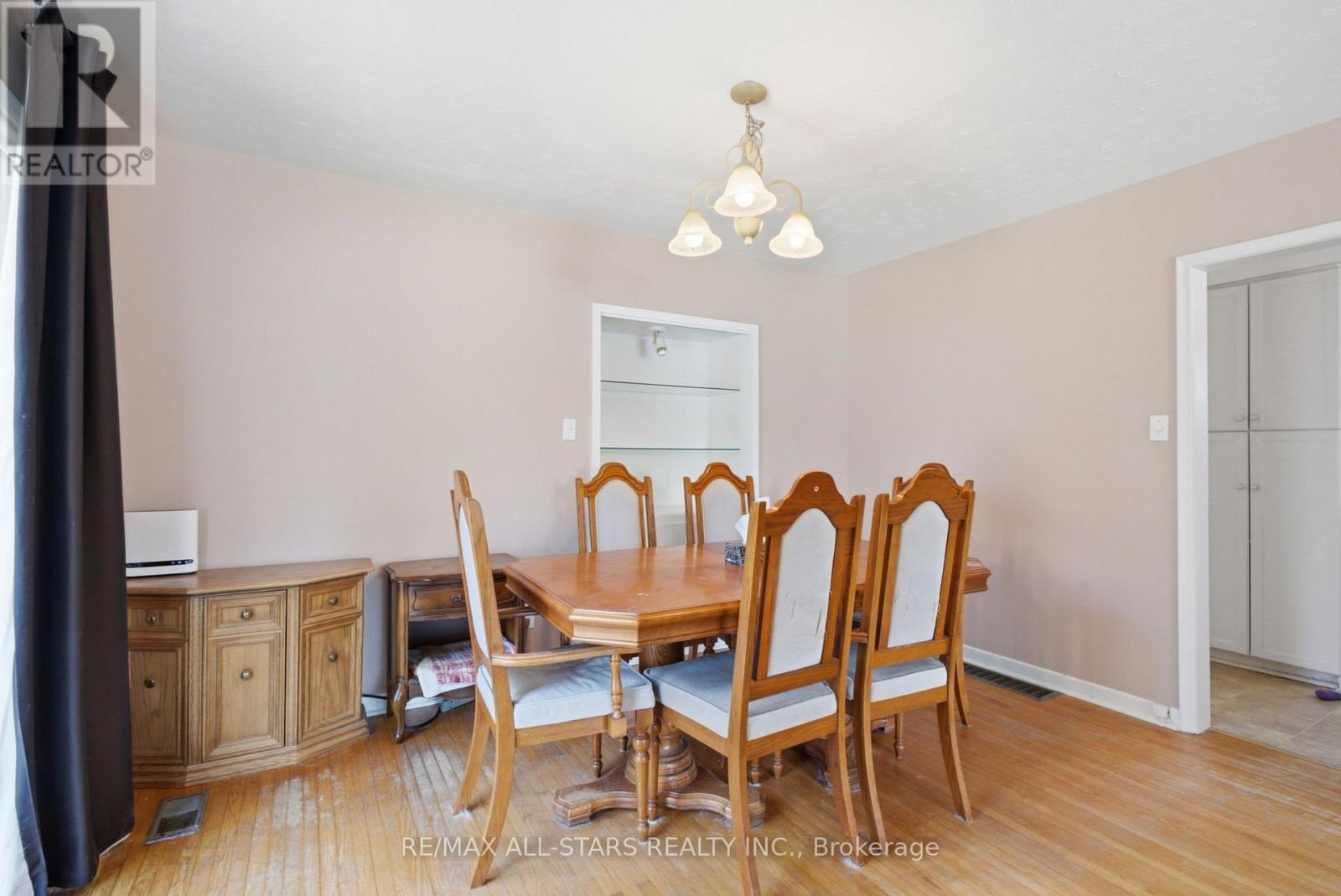 85 REACH STREET - Image 11